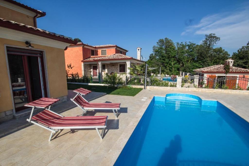 Villa Mateja Karigador Exterior foto