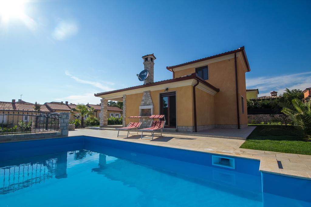 Villa Mateja Karigador Exterior foto